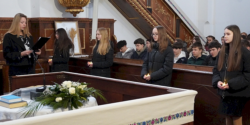 Kommunista diktatúrák áldozataira emlékeztek